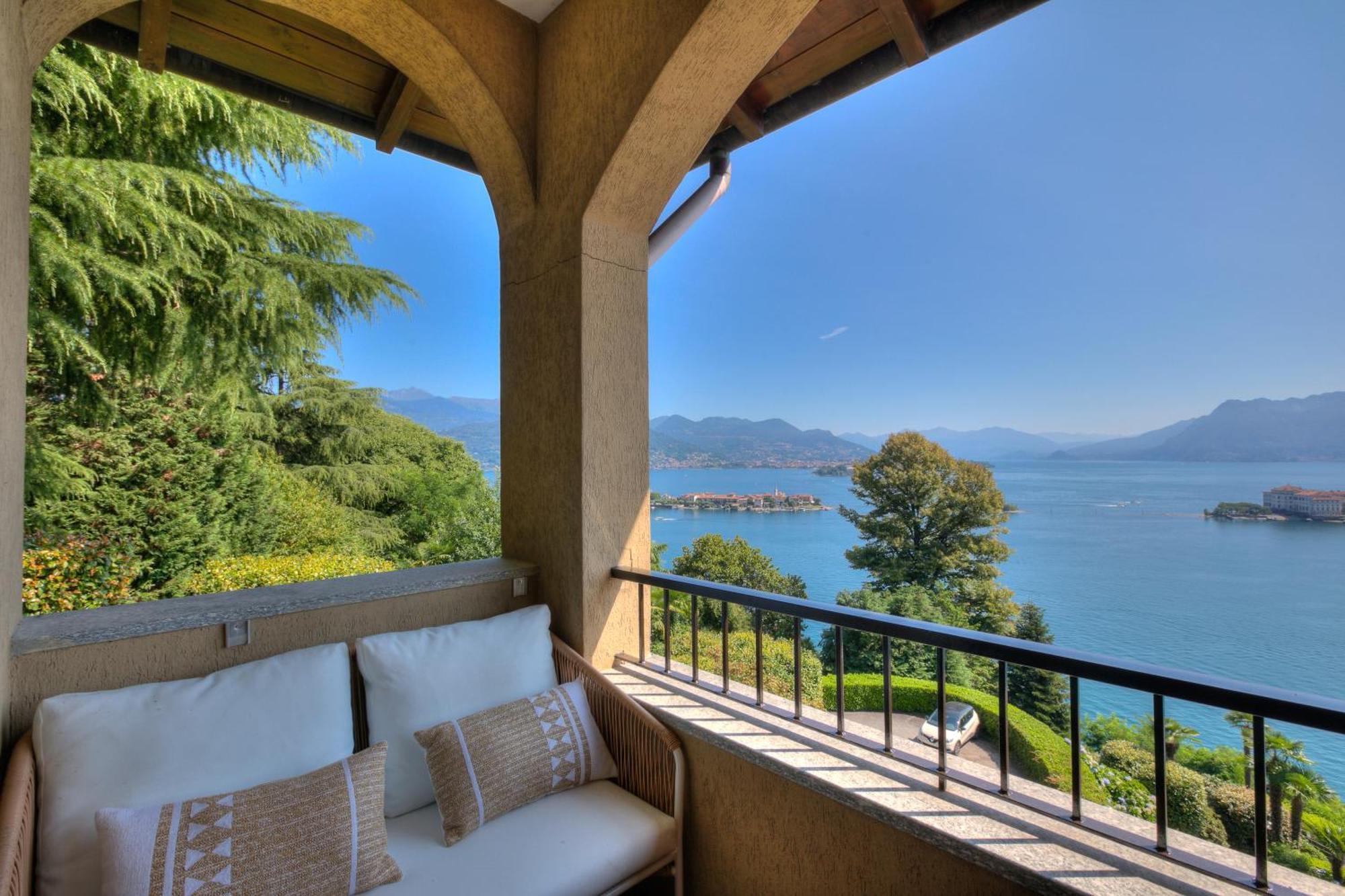 Pandora Lake View Stresa - Happy Rentals Extérieur photo